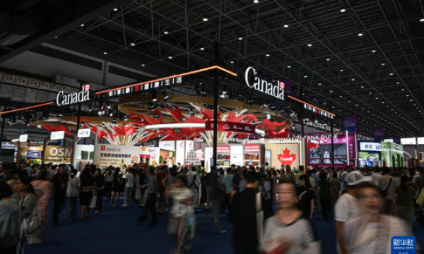 纵观华夏 在消博会感受海南自贸港的“国际范”